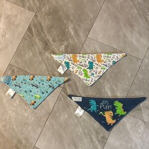 Dinosaur and Vehicle Print Bib Set